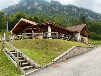 Passeggiata a cavallo con pranzo in rifugio 22 Passeggiata a cavallo con pranzo in rifugio 22